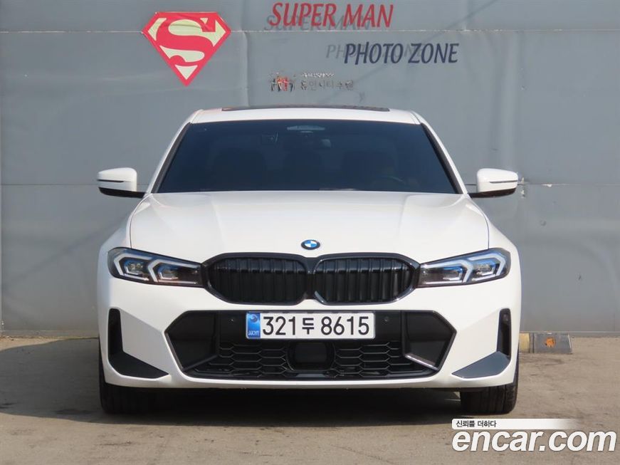 BMW 3-Series 320i M Sport, 2025