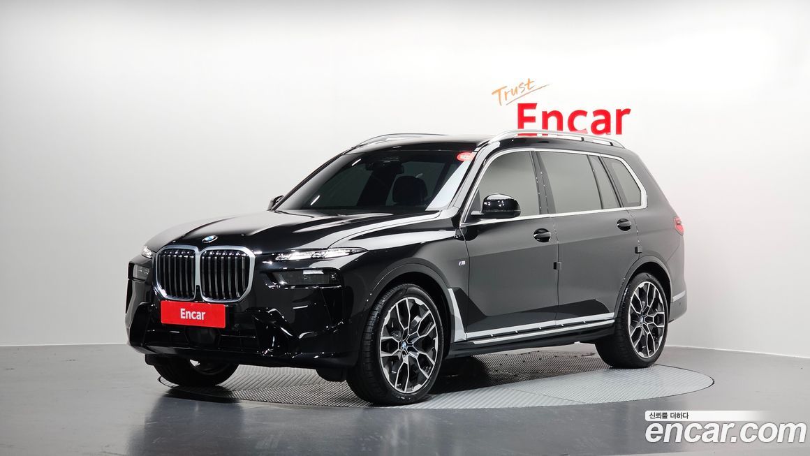BMW X7 xDrive 40i M Sport 6STR, 2025