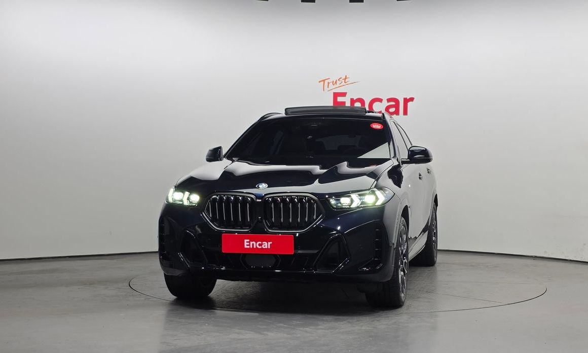 BMW X6 xDrive40i M Sport, 2024