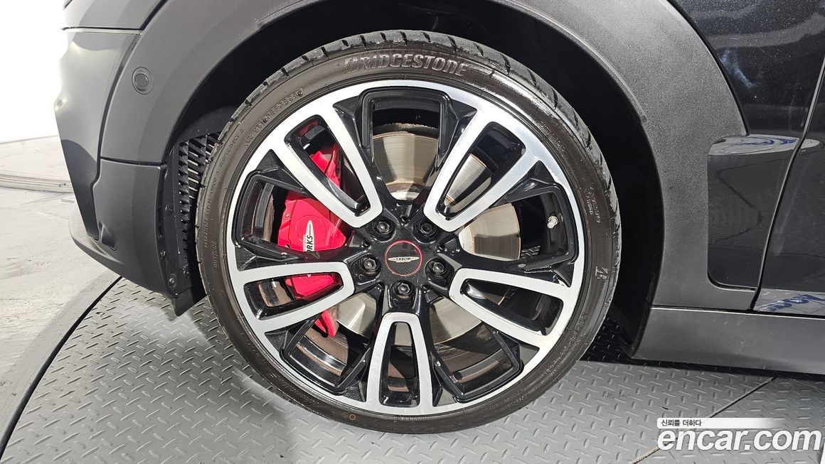 Mini Clubman JCW, 2023