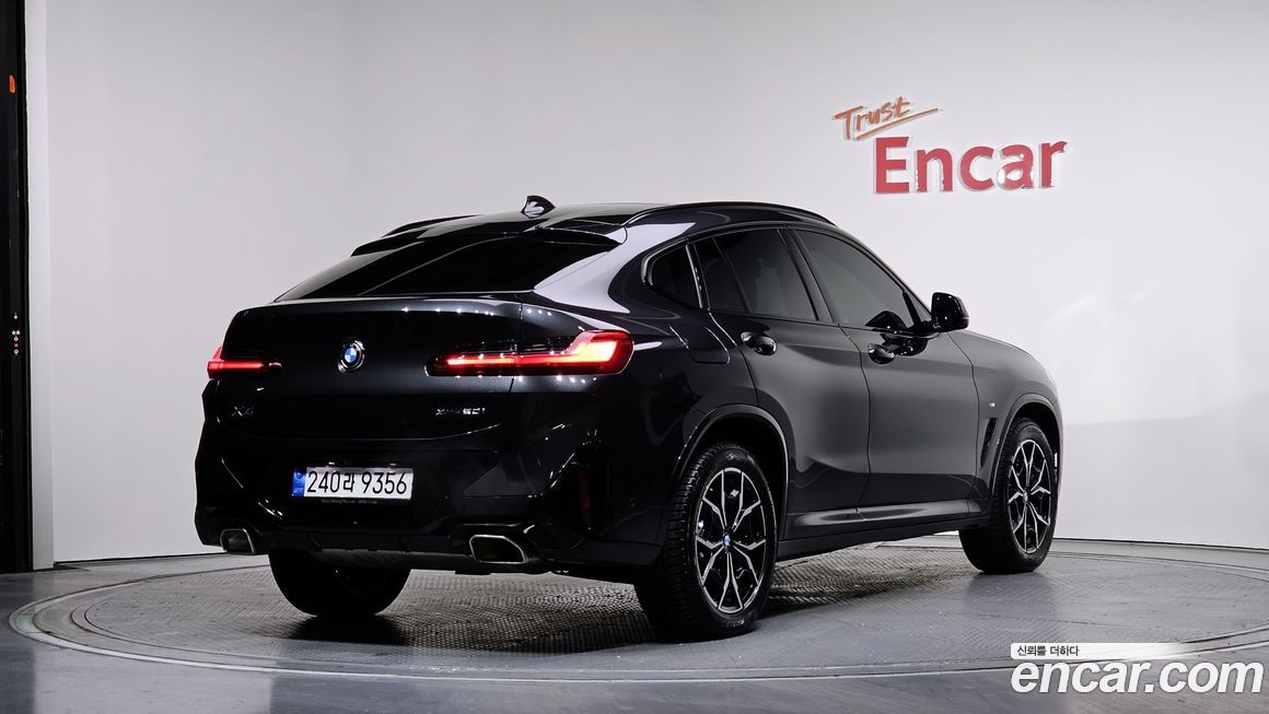 BMW X4 xDrive20i M Sport, 2023