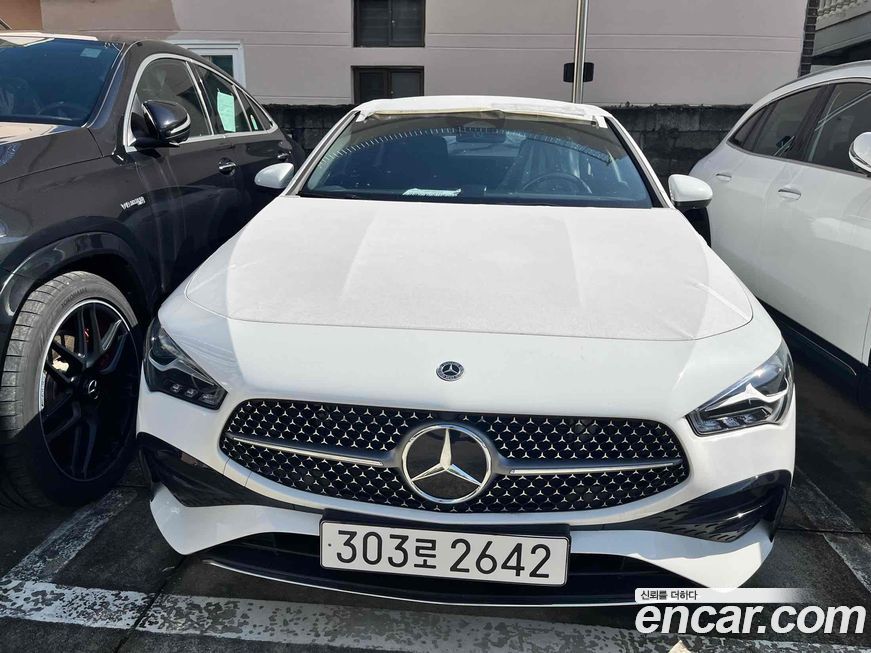 Mercedes-Benz CLA-Class CLA250 4MATIC, 2025