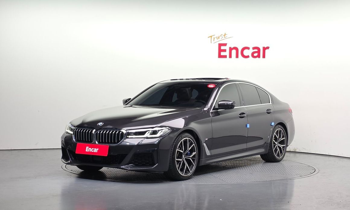 BMW 5-Series 530i M Sport Package, 2023