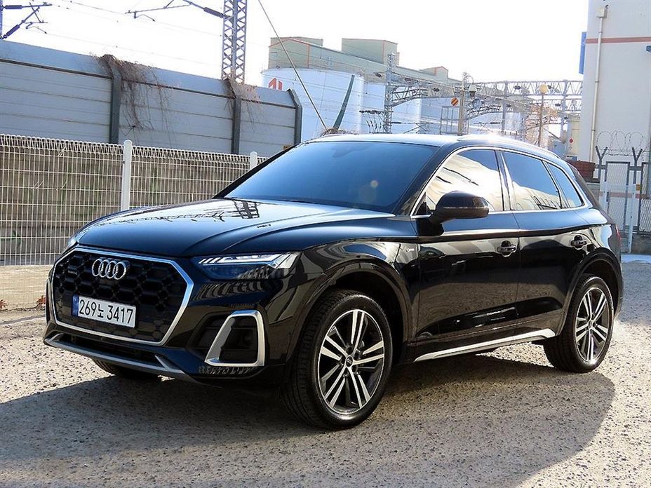 Audi Q5 45 TFSI Quattro Premium, 2023