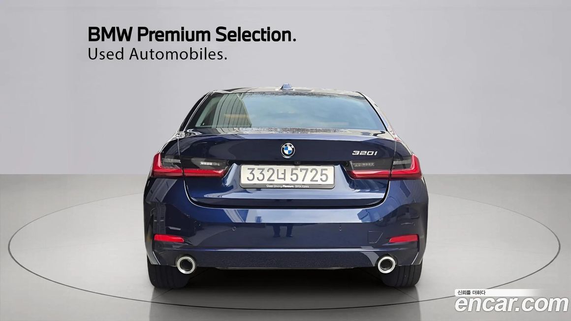 BMW 3-Series 320i, 2025