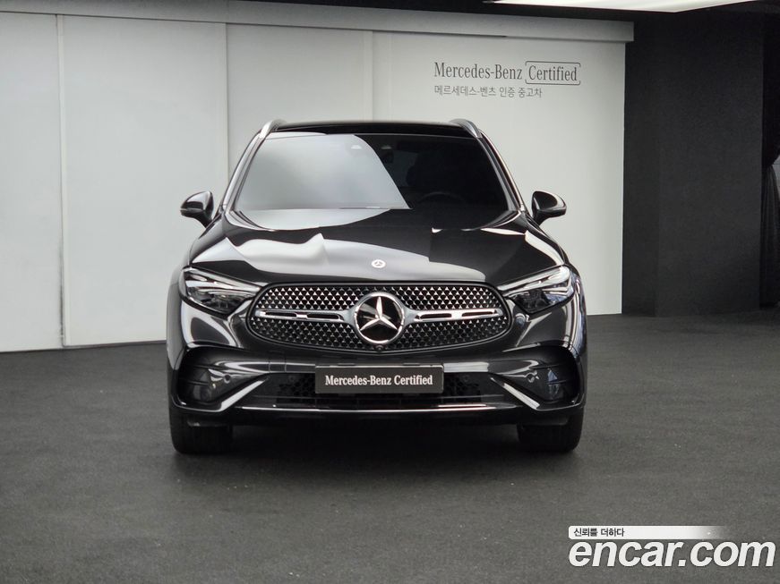 Mercedes-Benz GLC-Class GLC300 4MATIC AMG Line, 2024