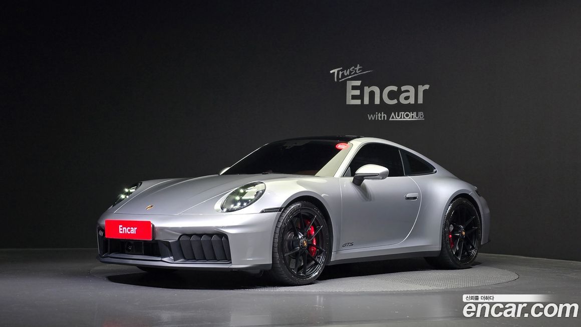 Porsche 911 Carrera GTS, 2025