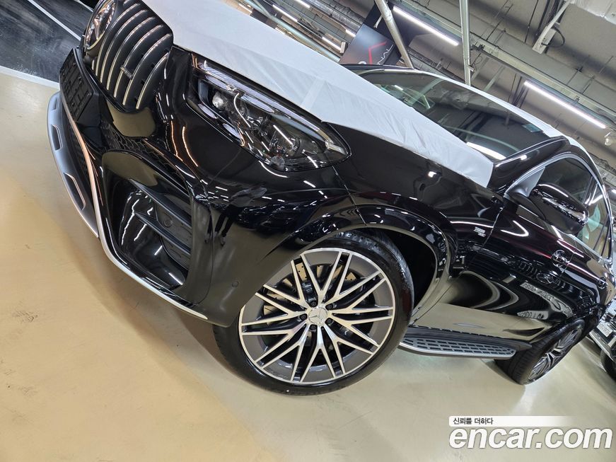 Mercedes-Benz GLE-Class AMG GLE53 4MATIC+ Coupe, 2026