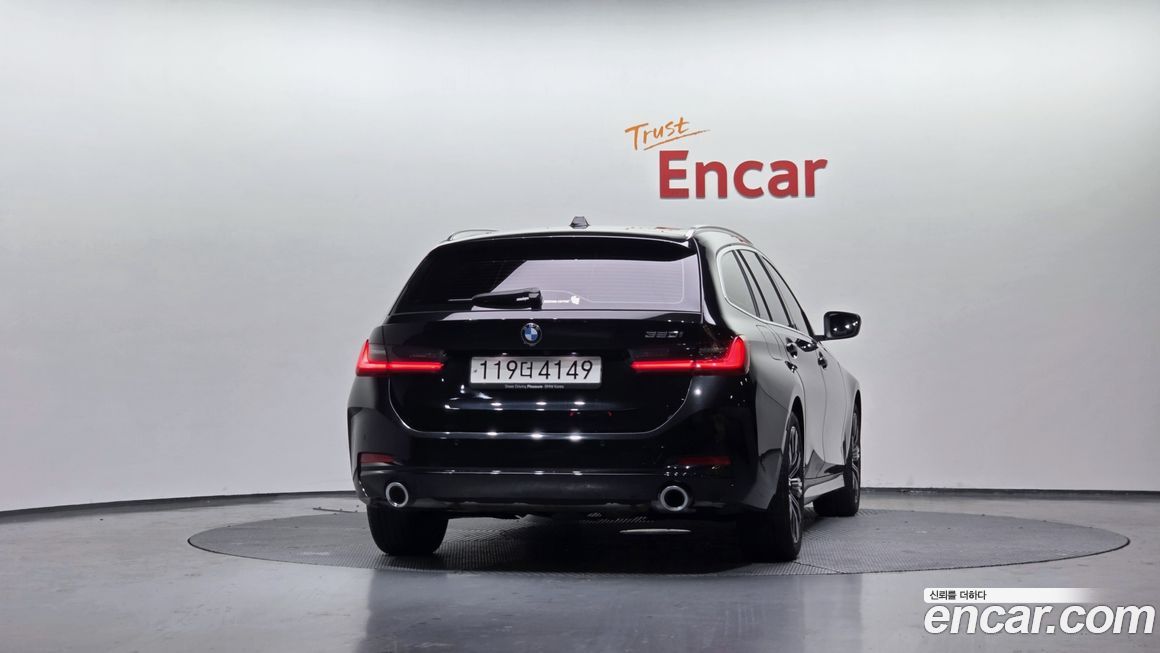 BMW 3-Series 320i Touring, 2025