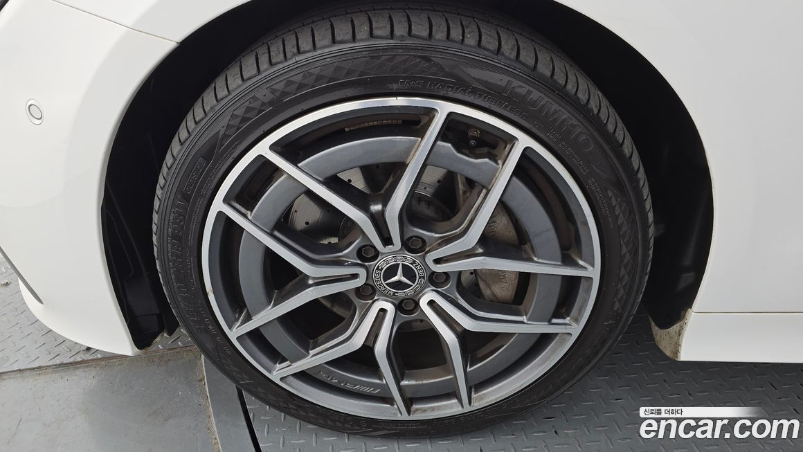 Mercedes-Benz E-Class E300d 4MATIC Coupe, 2023