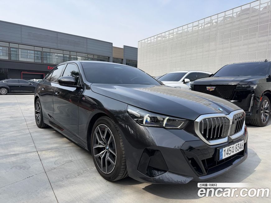 BMW 5-Series 520i M Sport, 2024