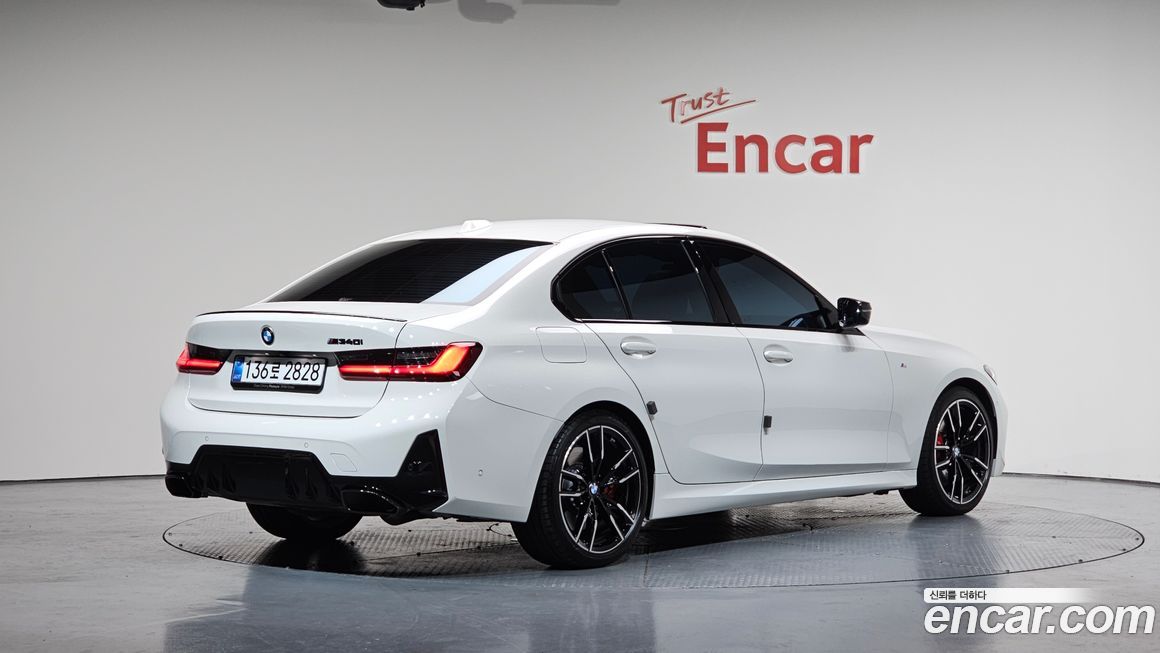 BMW 3-Series M340i Pro, 2025