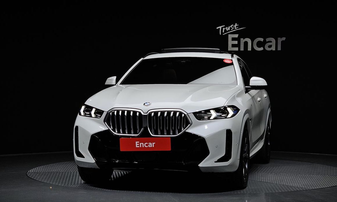 BMW X6 xDrive30d M Sport, 2024