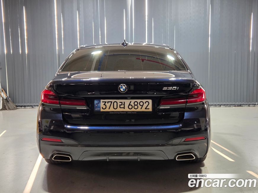 BMW 5-Series 530i M Sport Package, 2022