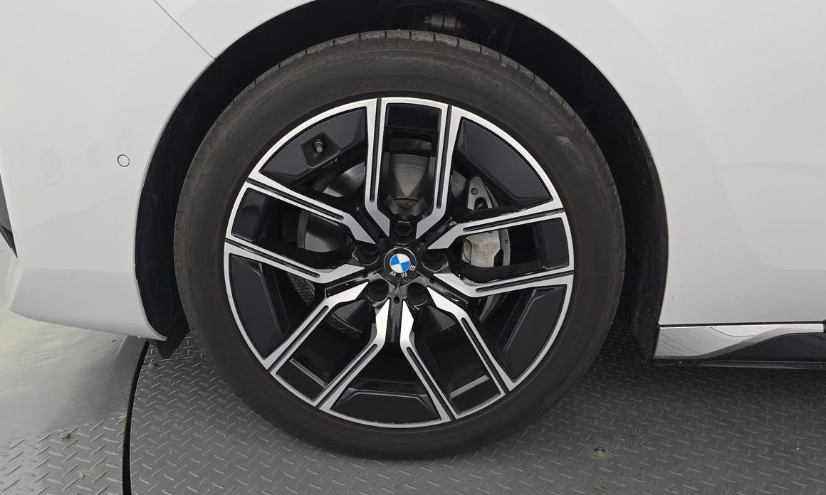 BMW 7-Series 740d xDrive M Sport, 2024