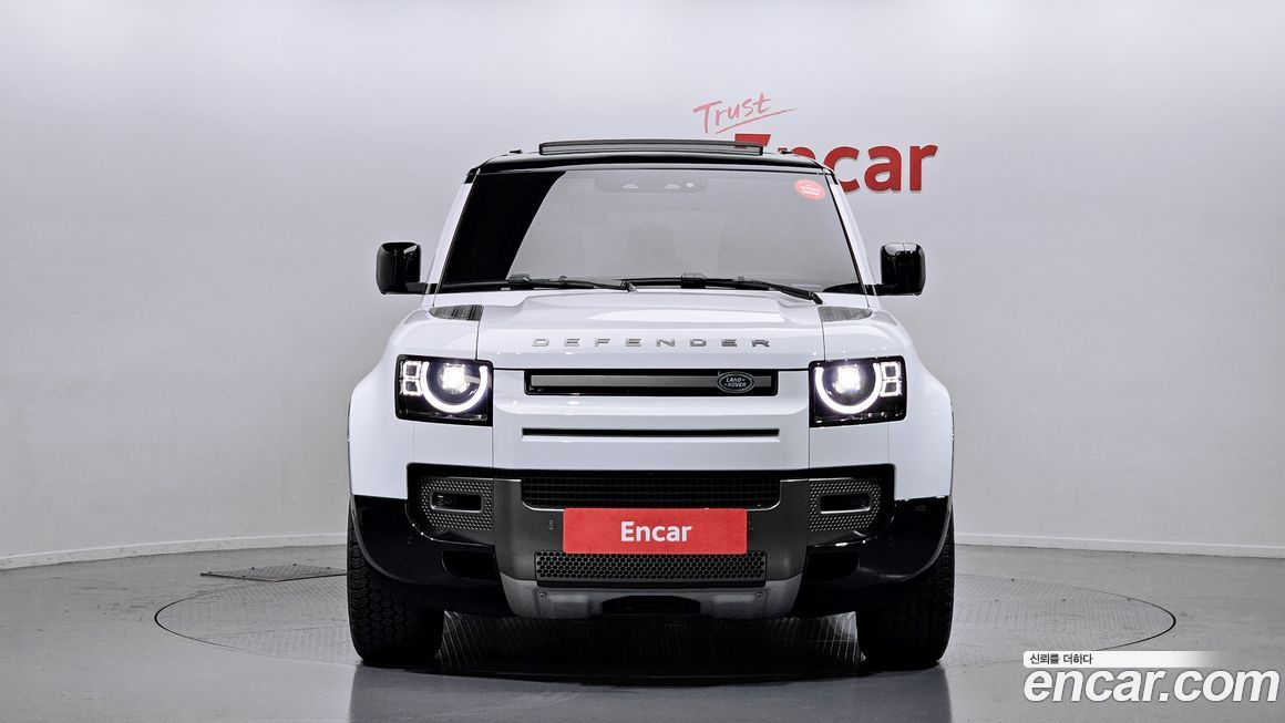 Land Rover Defender 130 P400 X-Dynamic HSE, 2024