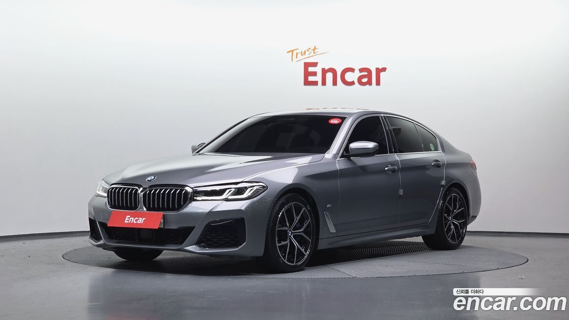 BMW 5-Series 530i M Sport Package, 2023