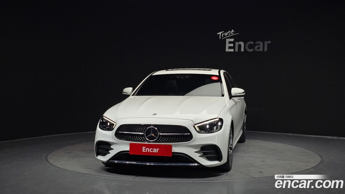 Mercedes-Benz E-Class E220d 4MATIC AMG Line, 2022