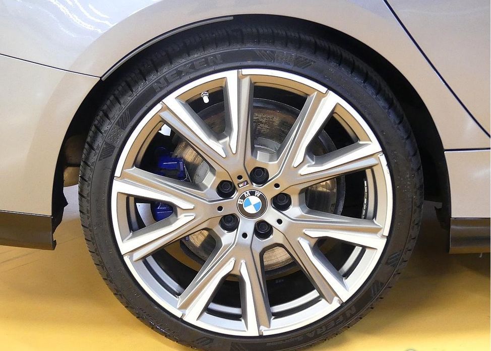 BMW 2-Series M235i xDrive, 2023