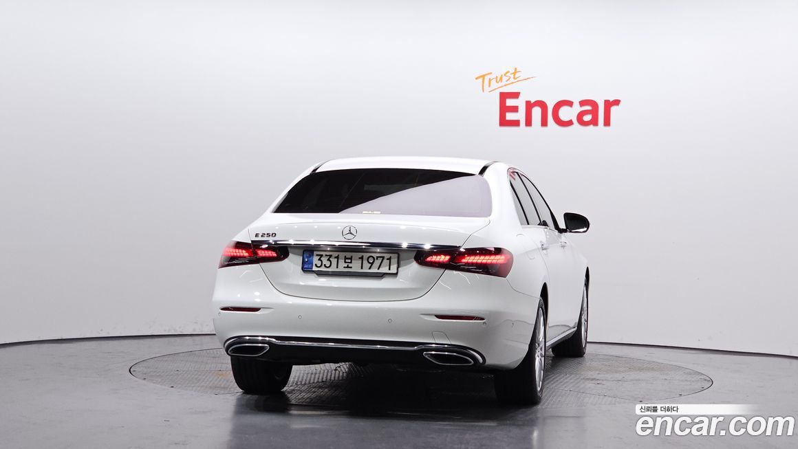 Mercedes-Benz E-Class E250 Exclusive, 2022