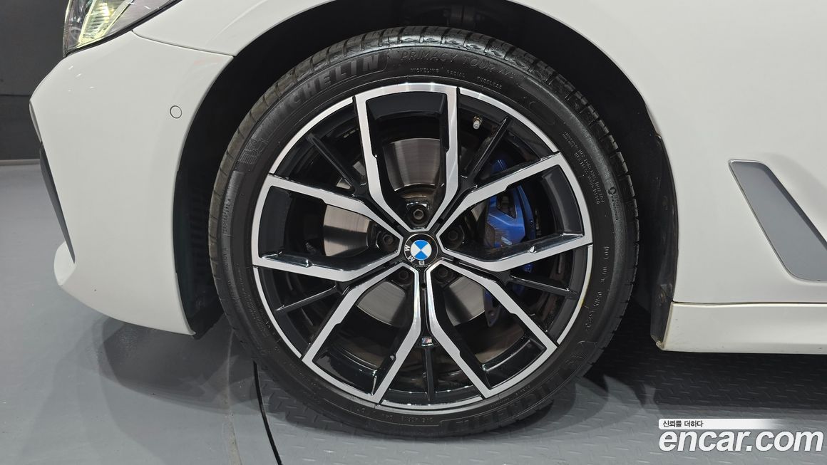 BMW 5-Series 530i xDrive M Sport Package, 2022