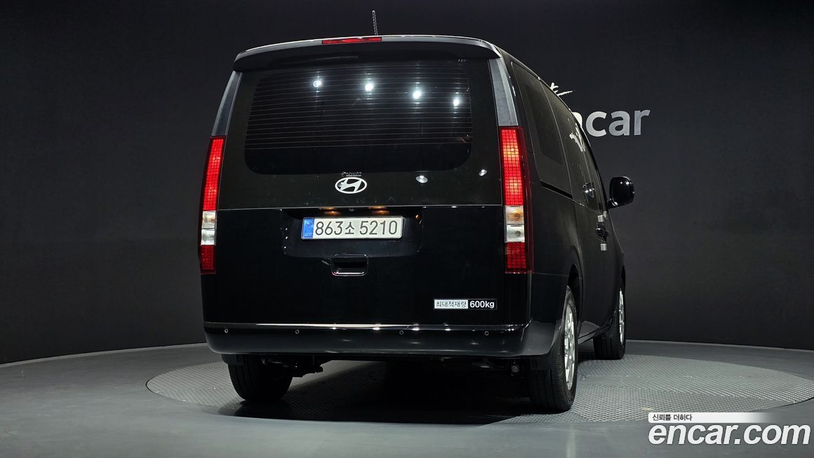Hyundai Staria Cargo 5-Seater, 2025
