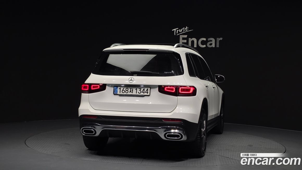 Mercedes-Benz GLB-Class GLB250 4MATIC, 2023