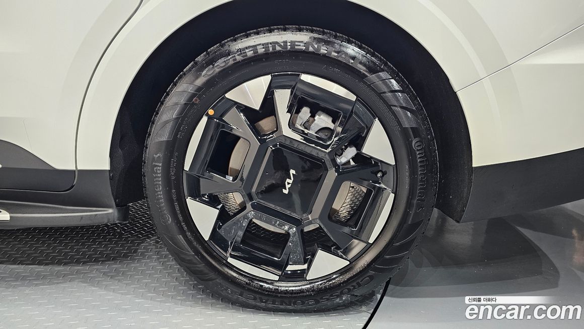 Kia Carnival 7-Seater Signature, 2025