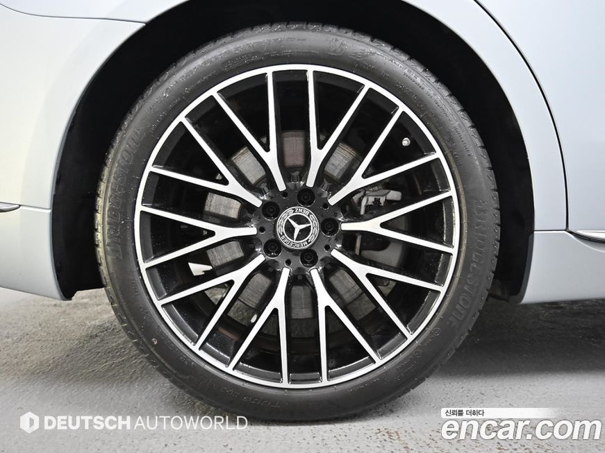 Mercedes-Benz S-Class S580L 4MATIC, 2024