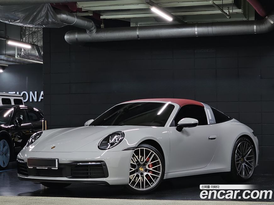 Porsche 911 Targa 4S, 2024