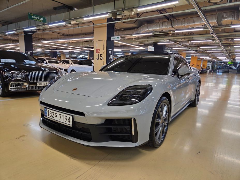 Porsche Panamera 2.9 AWD, 2025
