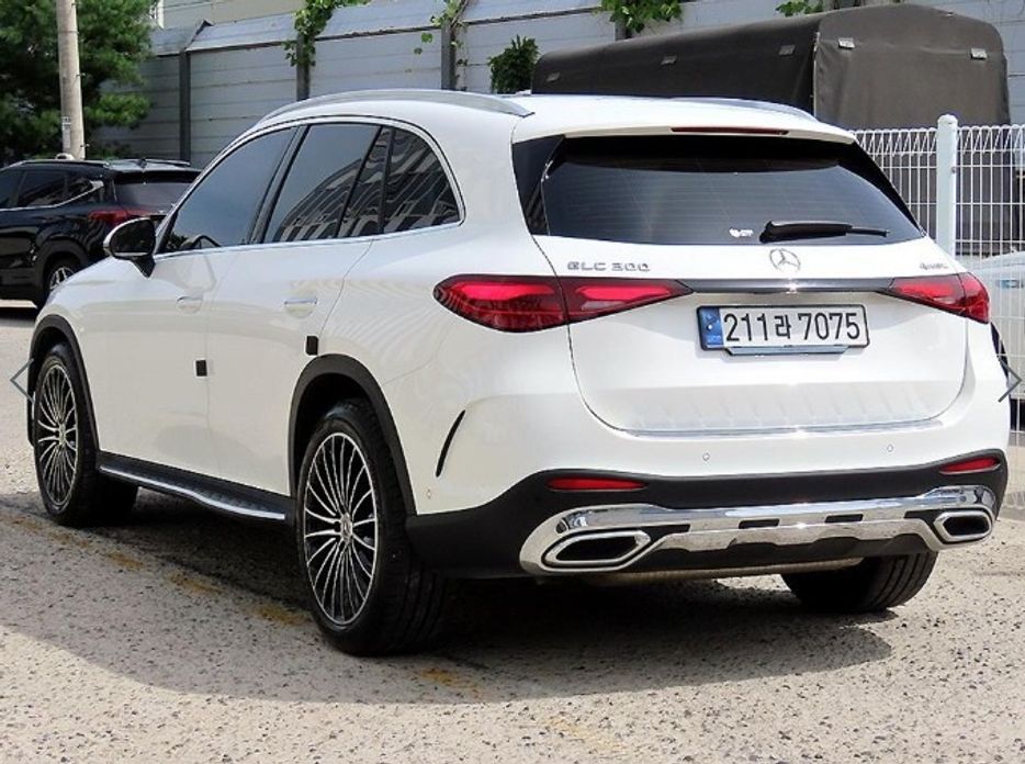 Mercedes-Benz GLC-Class GLC300 4MATIC AMG Line, 2024