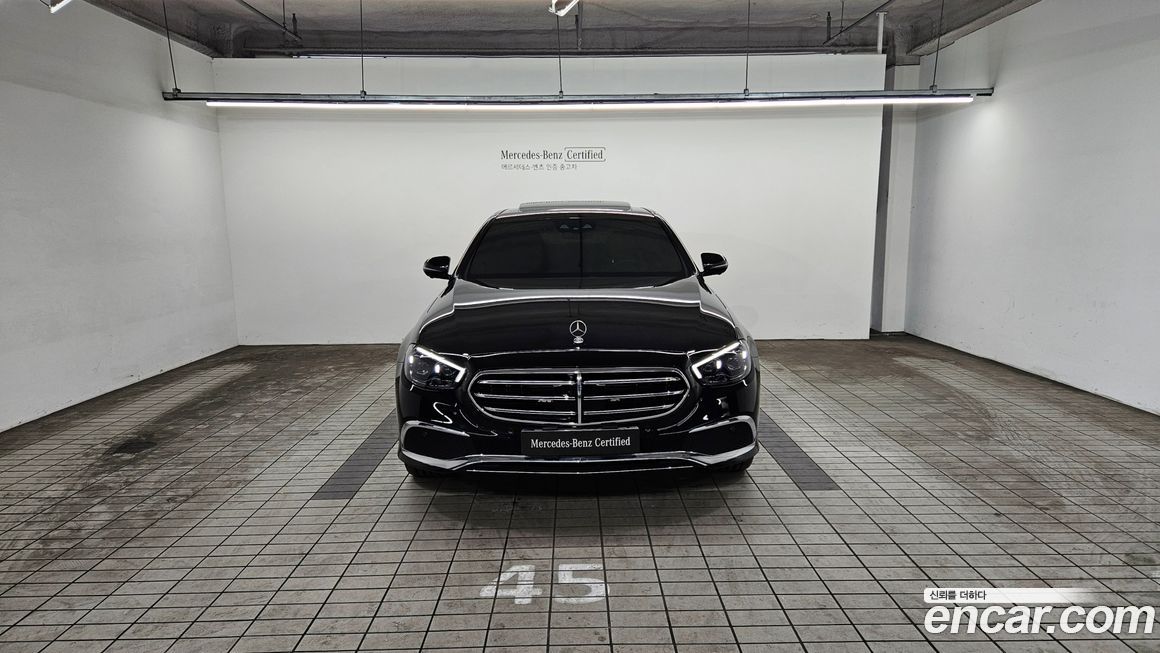 Mercedes-Benz E-Class E350 4MATIC Exclusive, 2023
