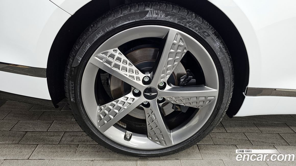 Genesis G80 Gasoline 2.5 Turbo AWD, 2025