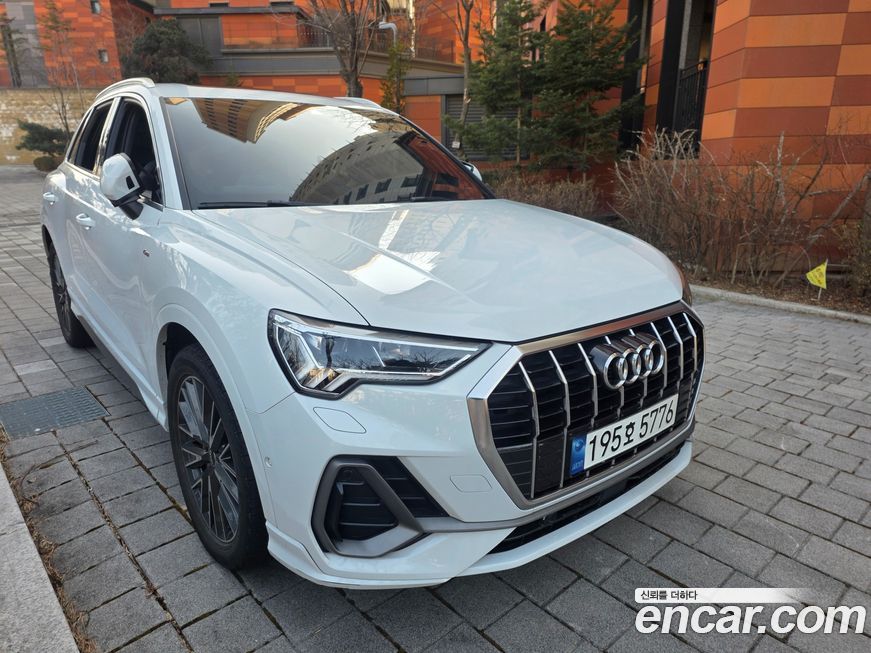 Audi Q3 35 TDI Premium, 2023