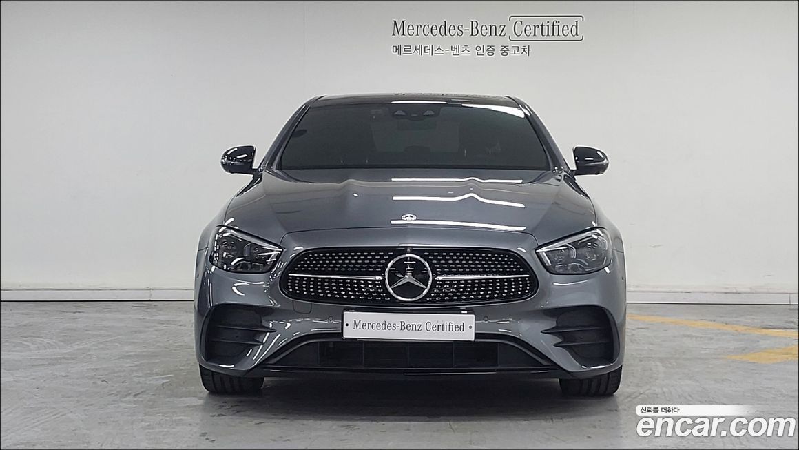 Mercedes-Benz E-Class E350 4MATIC AMG Line, 2023