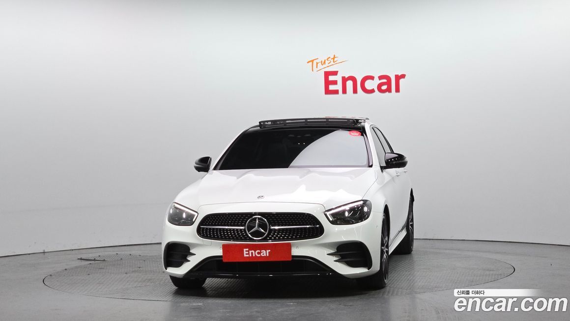 Mercedes-Benz E-Class E350 4MATIC AMG Line, 2023