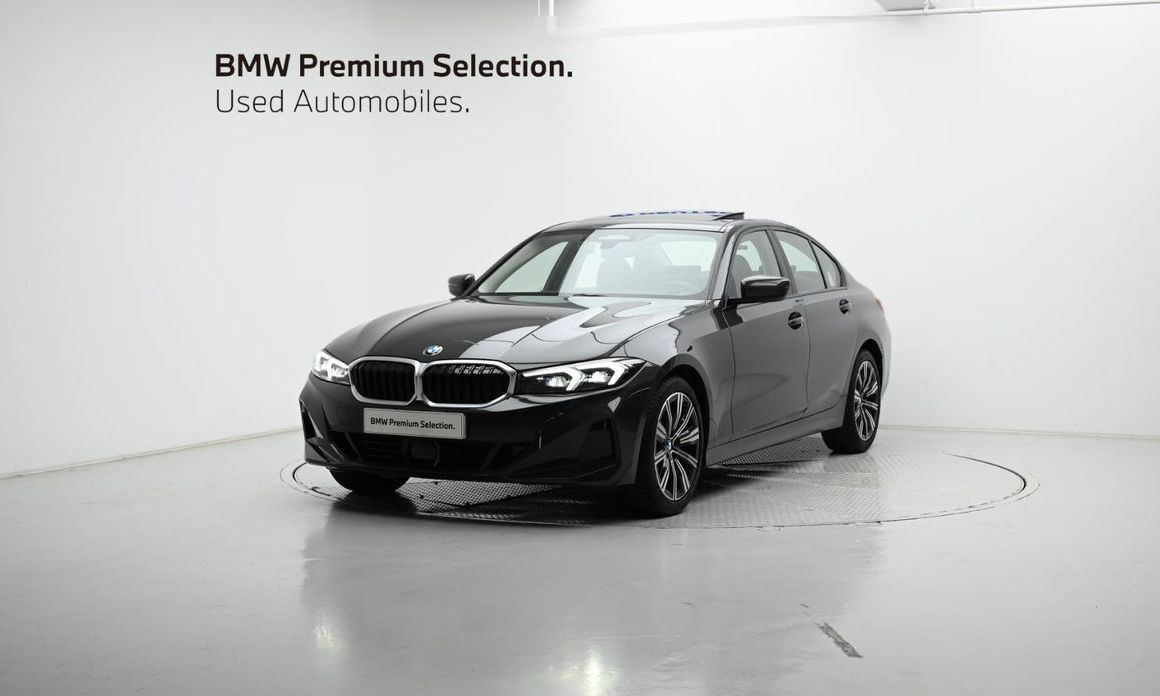 BMW 3-Series 320i, 2025