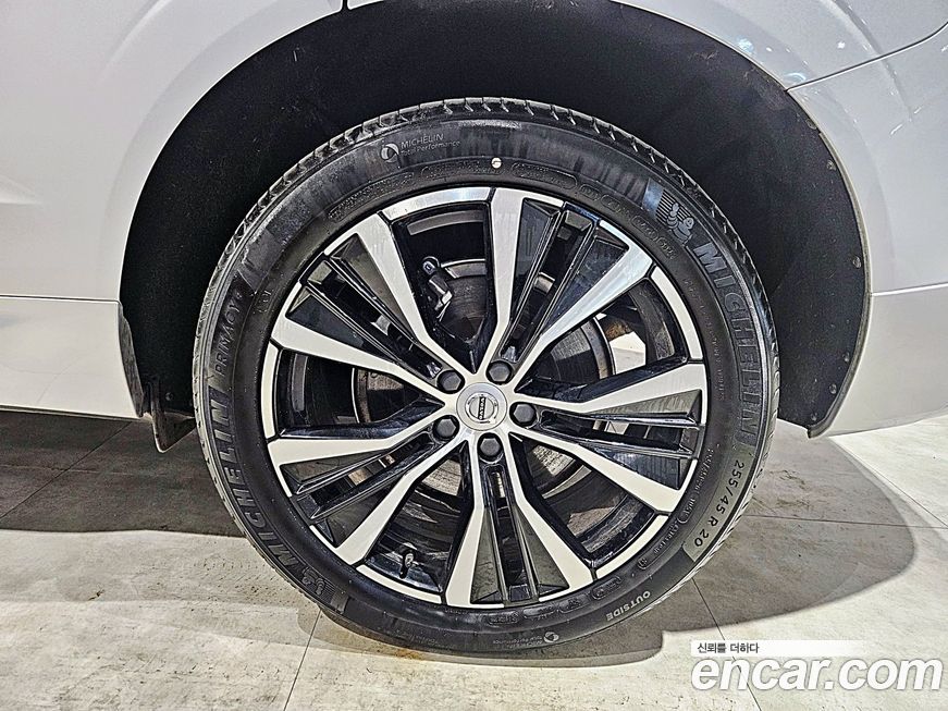 Volvo XC60 B6 Ultimate Bright, 2024