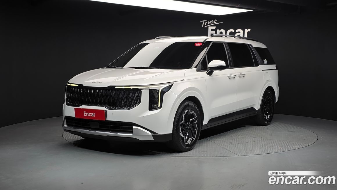 Kia Carnival 9-Seater Prestige, 2024