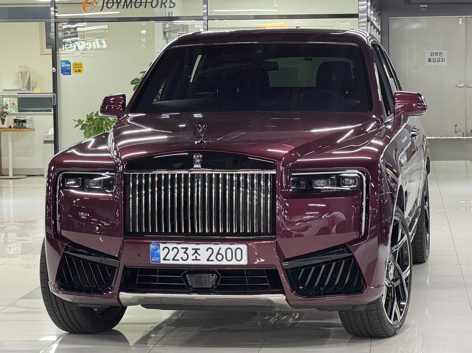 Rolls-Royce Cullinan 6.7 V12 Black Badge, 2025
