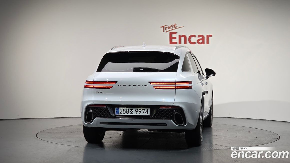 Genesis GV70 2.5T Gasoline 2WD, 2024