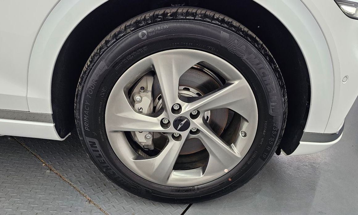 Genesis GV70 2.5T Gasoline 2WD, 2025