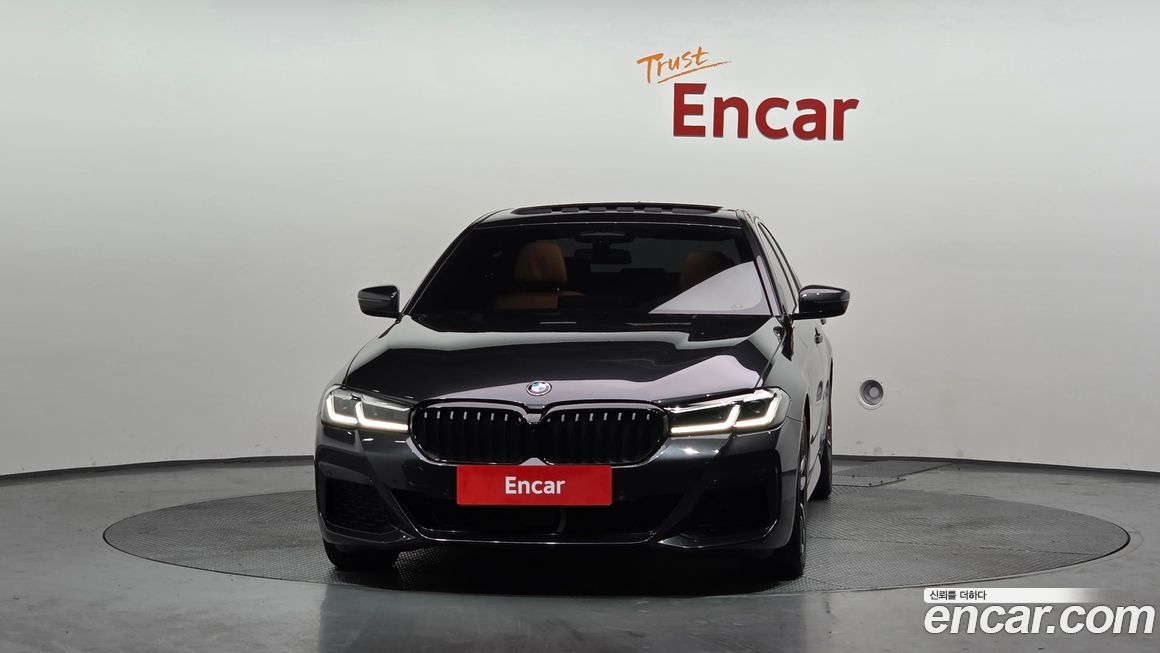 BMW 5-Series 520i M Sport, 2023