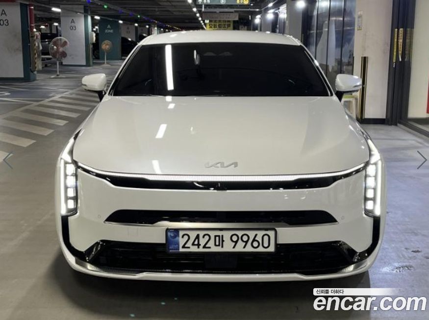 Kia K8 2.5 Gasoline 2WD, 2025