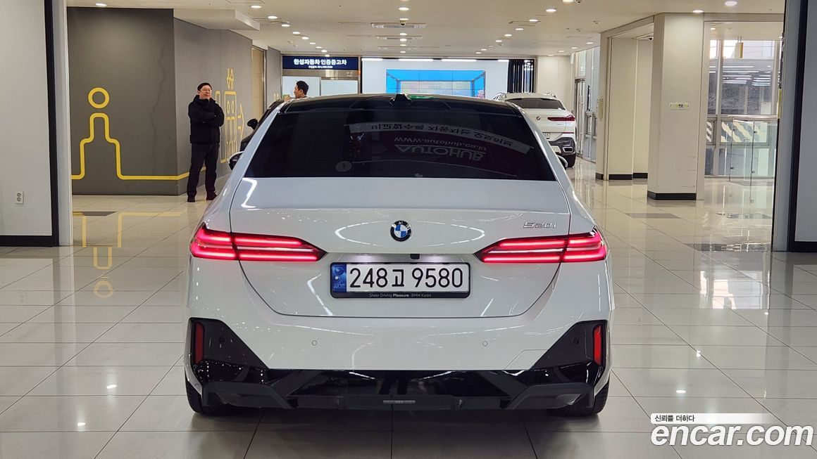 BMW 5-Series 520i M Sport, 2024