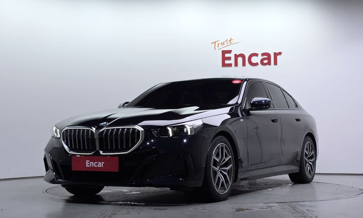 BMW 5-Series 520i M Sport, 2024