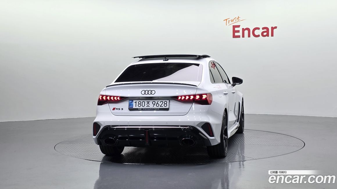 Audi RS3 2.5 TFSI Quattro, 2025