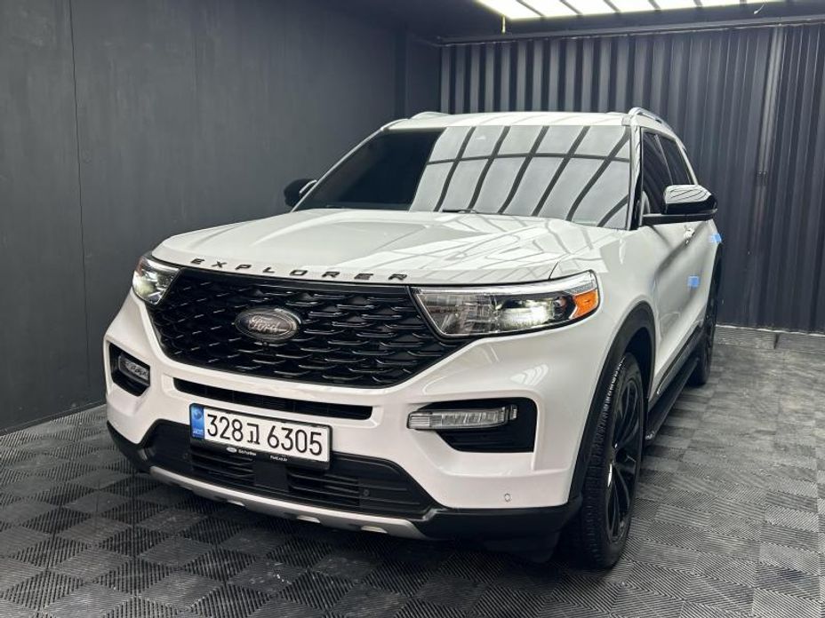 Ford Explorer 3.0 Platinum 4WD, 2022
