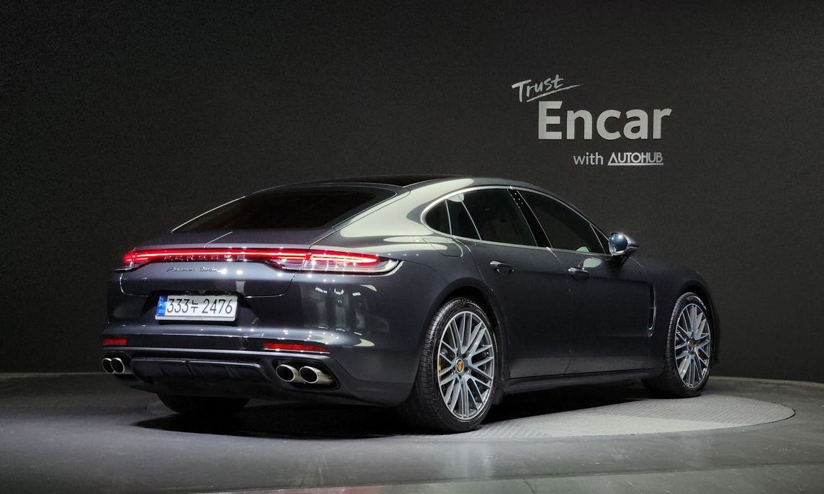 Porsche Panamera 4.0 Turbo S, 2023